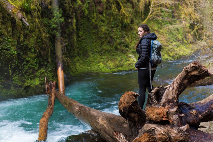 Hike To Lower Punch Bowl Falls