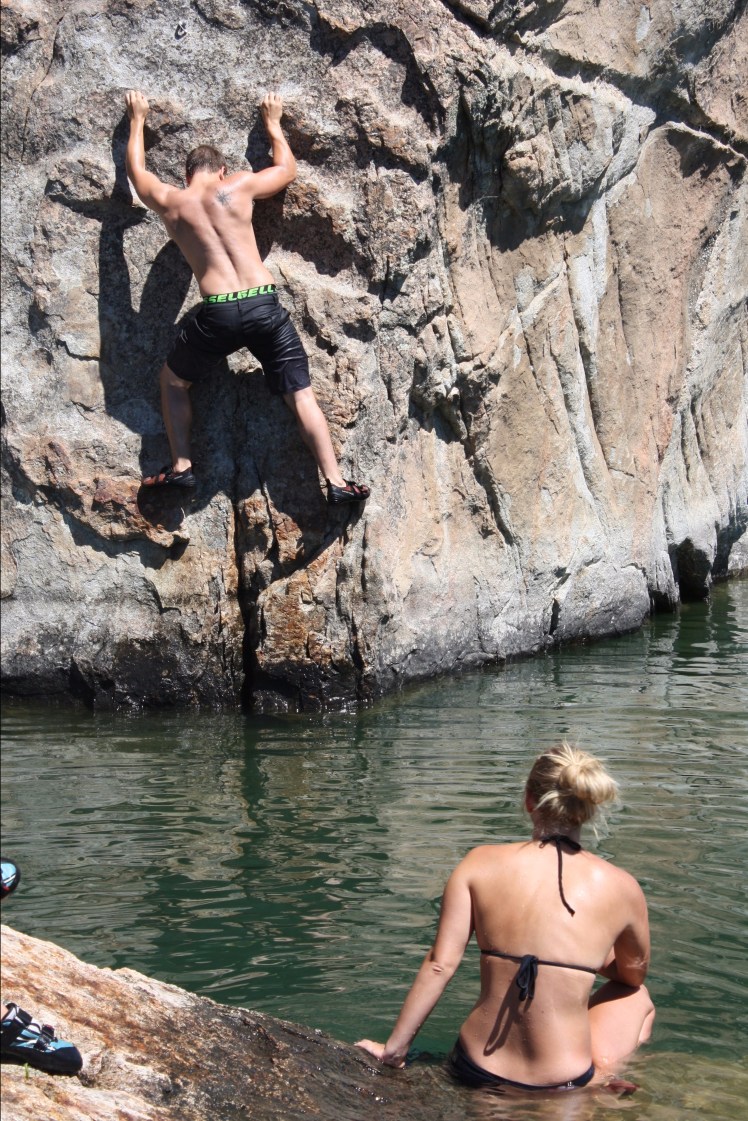washington deep water solo rock climbing